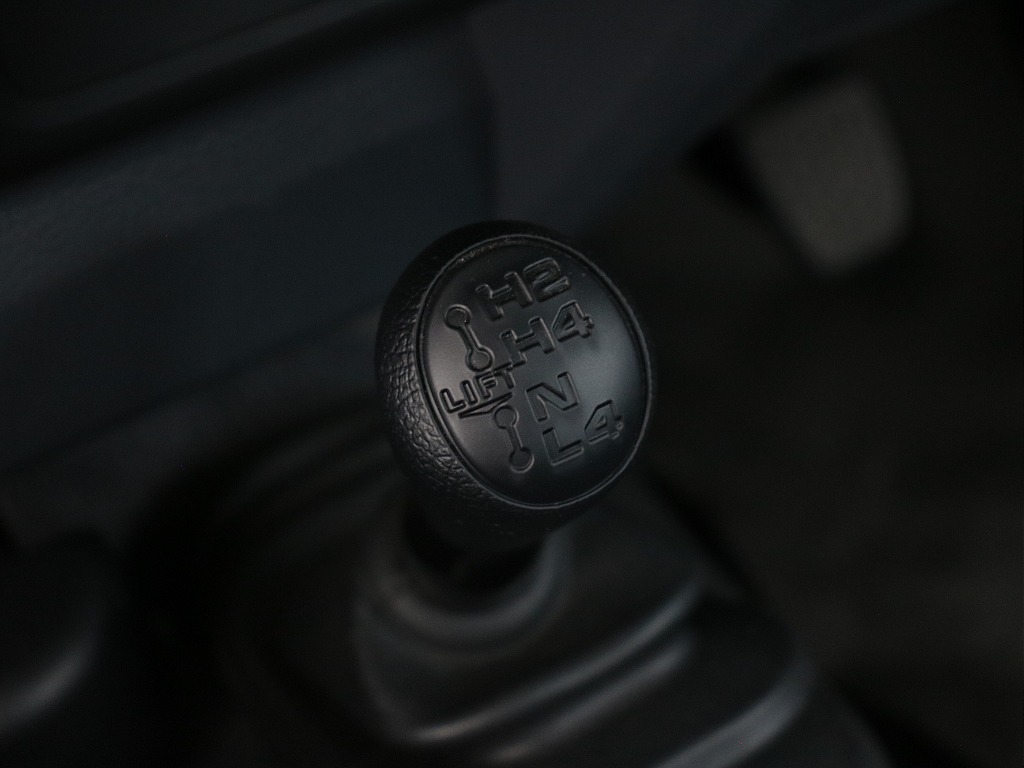 トヨタ ランドクルーザー70(56枚目)