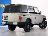 スクエアなデザインにリフトアップと王道のカッコいいスタイルに！