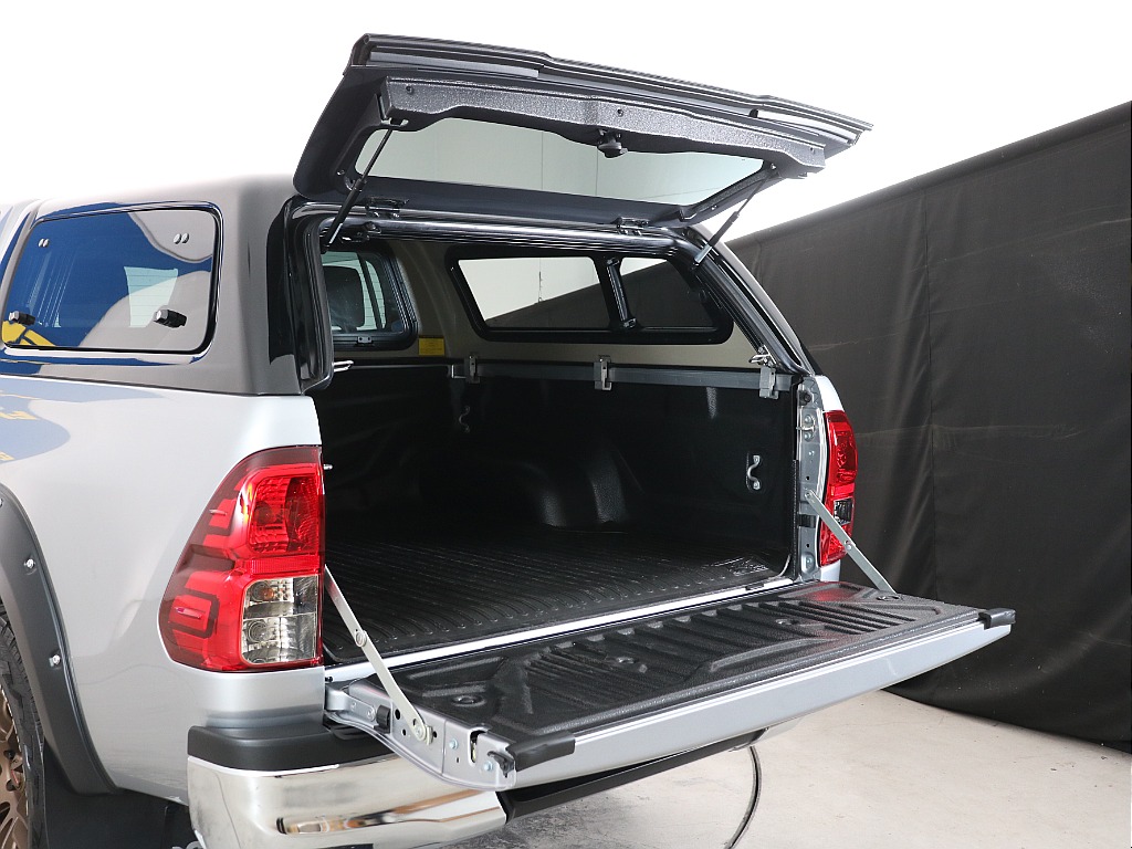 サイドウィンドウもポップアップ可能！