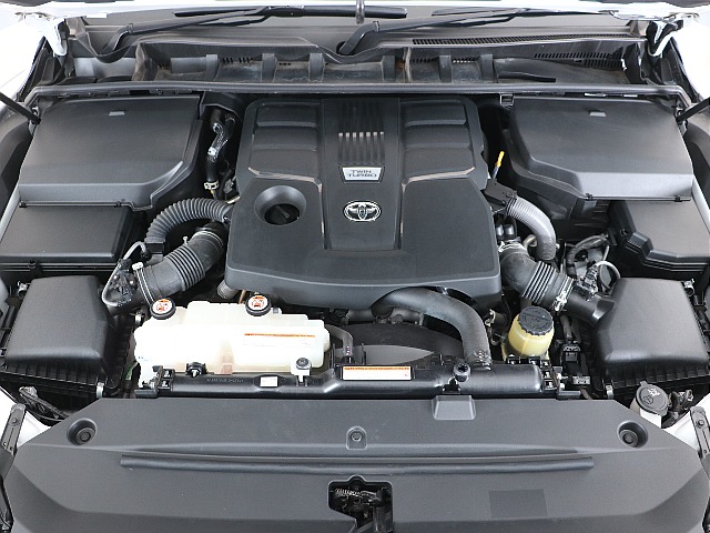 ガソリンツインターボエンジン！パワー不足には申し分なし！