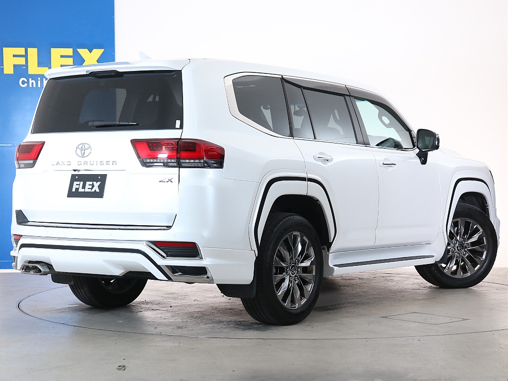 専用プレシャスホワイトパールカラー！300系に新たに追加されたカラーです！