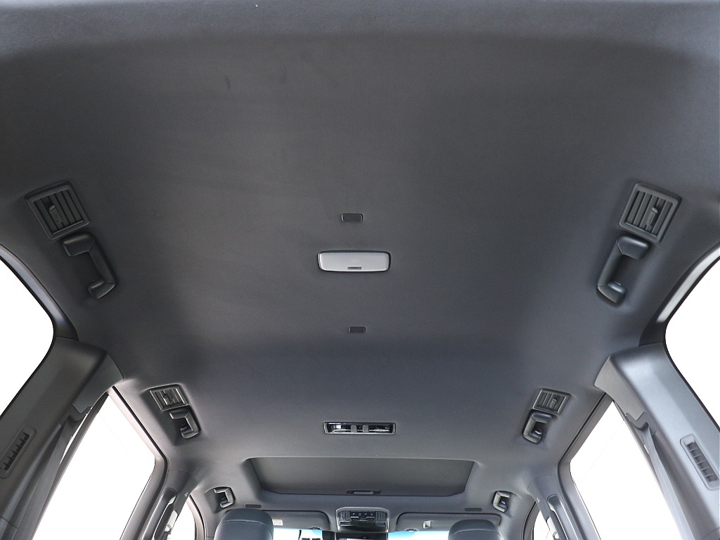 天張りもご覧の状態！傷や汚れなど少なく綺麗に保たれております！