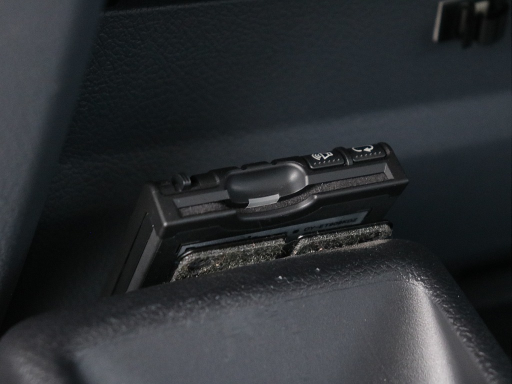 高速走行に必須、ETC車載器も搭載済みです！