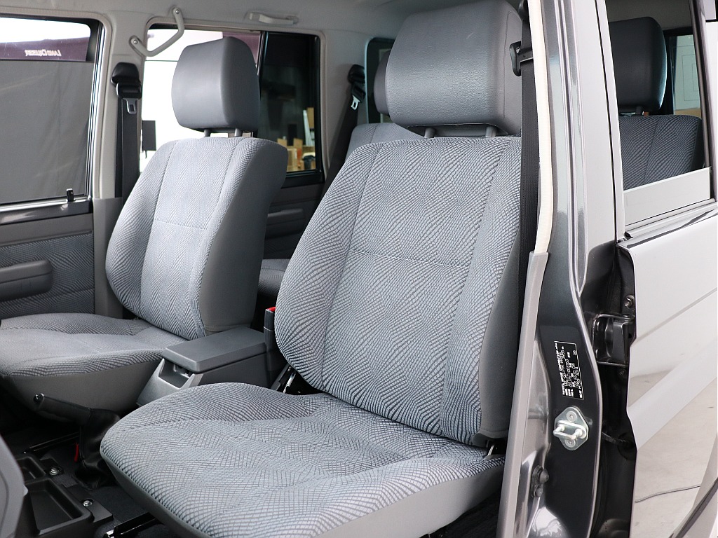 助手席シート！