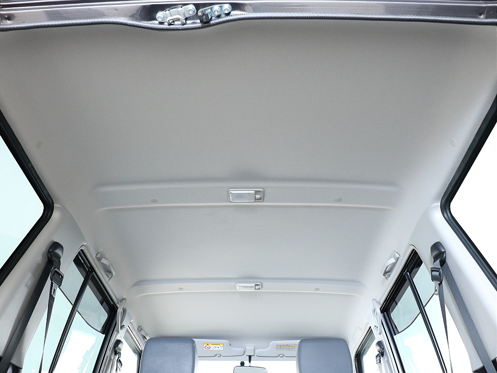 天張りもご覧のクオリティー！劣悪な汚れなどは見受けられません！