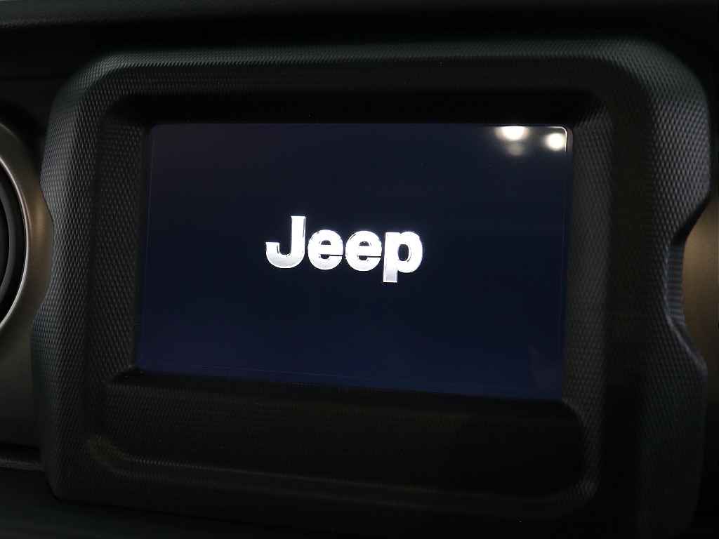 純正メモリナビ！アップルcarplayの接続なども可能です！