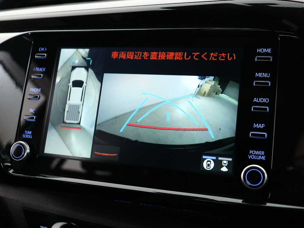 バックカメラと連動で車庫入れもラクラク！