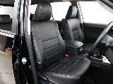 新品ブラックシートカバーを装着！