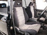 運転席もご覧のクオリティー！非常に綺麗な状態を保っております！