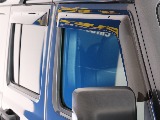 サイドバイザー付きの車両になります！