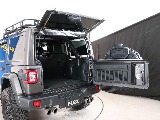 大きく開くリアドア！