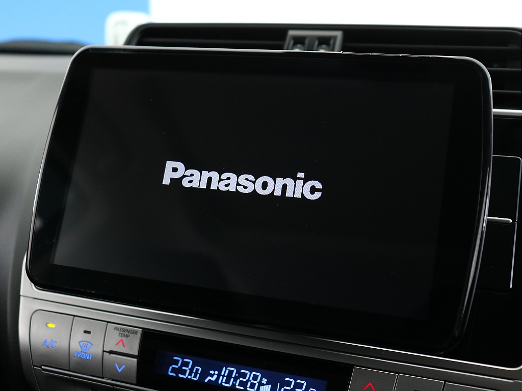 パナソニック製フローティングナビをインストール！
