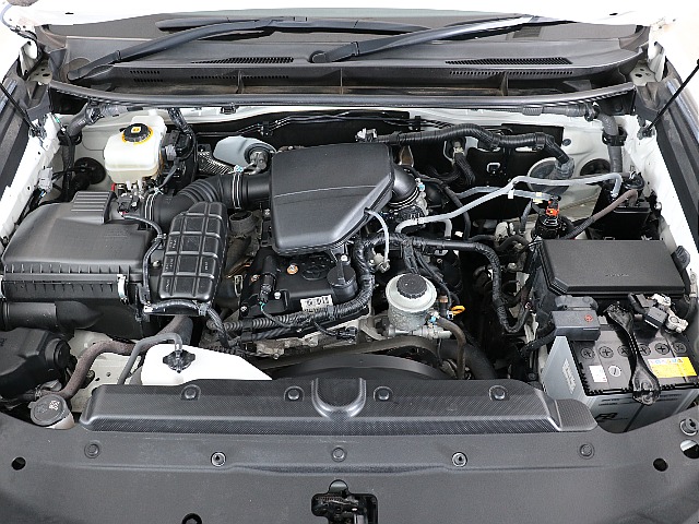 信頼と安心の2.7L、2TRガソリンエンジン！
