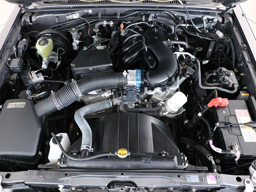 パワフルなエンジンとして安定の大人気4000㏄エンジン！