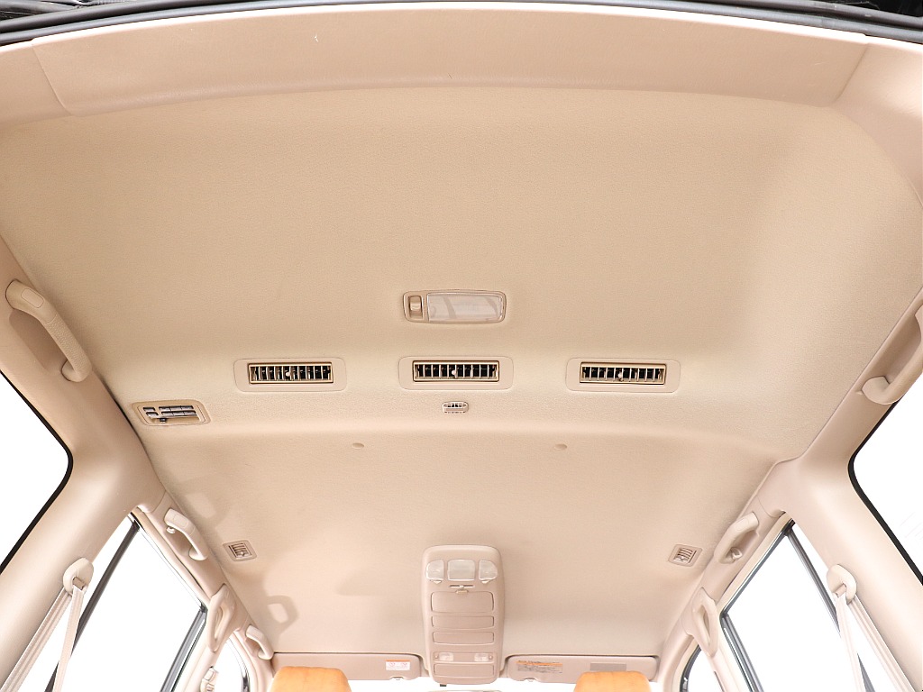 トヨタ&nbsp;ランドクルーザー100&nbsp;4.7VXリミテッド 4WD&nbsp;&nbsp;千葉県の詳細画像&nbsp;その9
