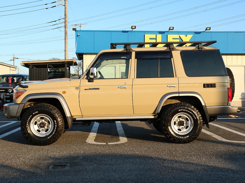 トヨタ&nbsp;ランドクルーザー70&nbsp;70 5ドア4.0 4WD&nbsp;&nbsp;千葉県の詳細画像&nbsp;その9