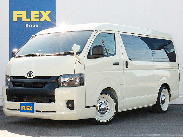 ☆新車☆　特設ライトイエローのボディカラーにメッキパーツ全て、ヘッドライト内部をブラック塗装したブラックパッケージ！　ワゴンGL2WD標準シート配列を活かしたままゼロワゴンベッドキットを搭載！