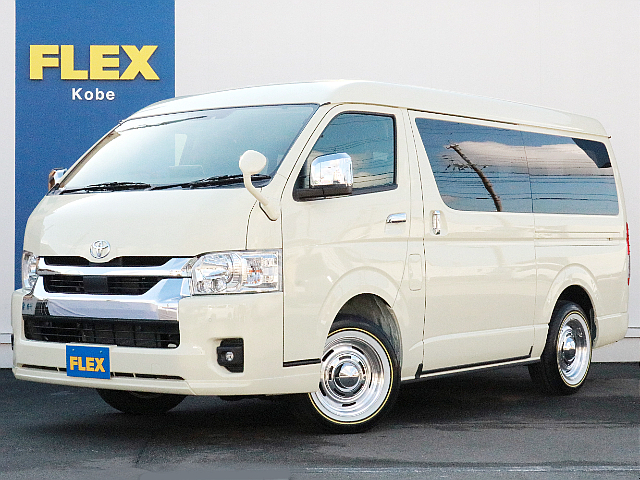 ☆新車☆　ワゴンGLガソリン4WD特設カラーのライトイエローでFLEXシートアレンジ【アレンジAS】を施工した車両が入庫！　高級感あるシートでテーブルを囲んだり、車中泊も出来る一台！
