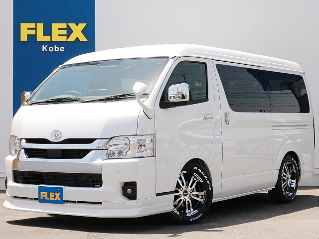 ☆新車☆　キャプテンシートを4脚搭載したガソリン2WDファインテックツアラーをベースにFLEXオリジナルパーツを多数装着した一台！　送迎にも旅行にも使えます。全国陸送納車OK！