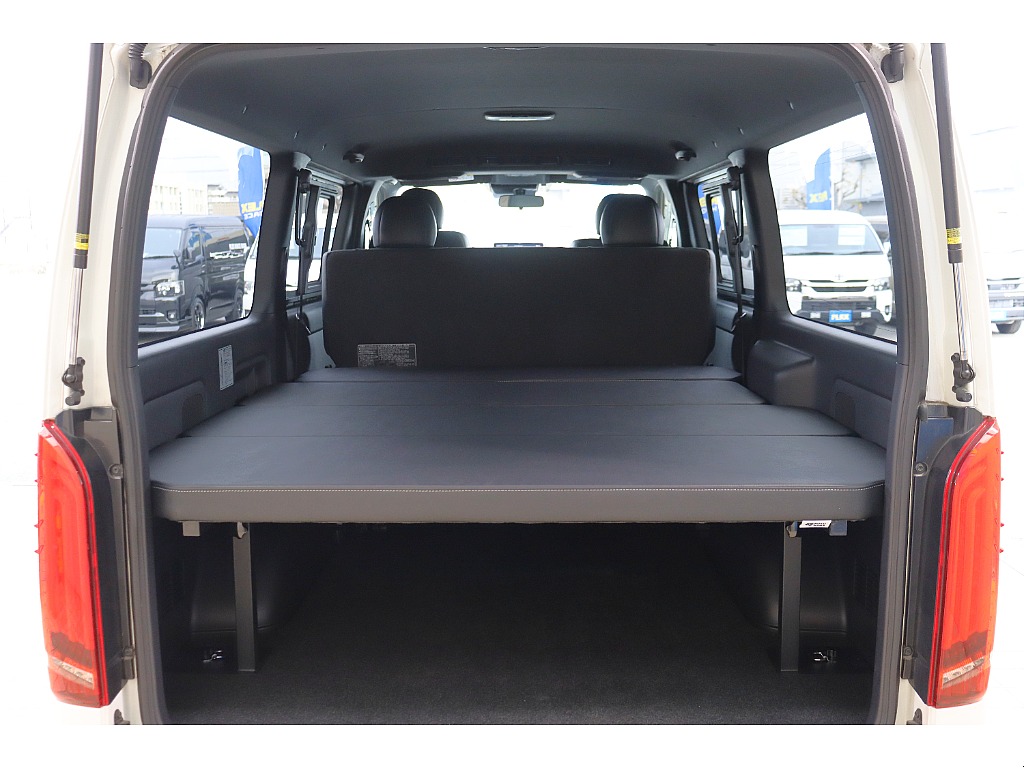 トヨタ ハイエースバン(54枚目)