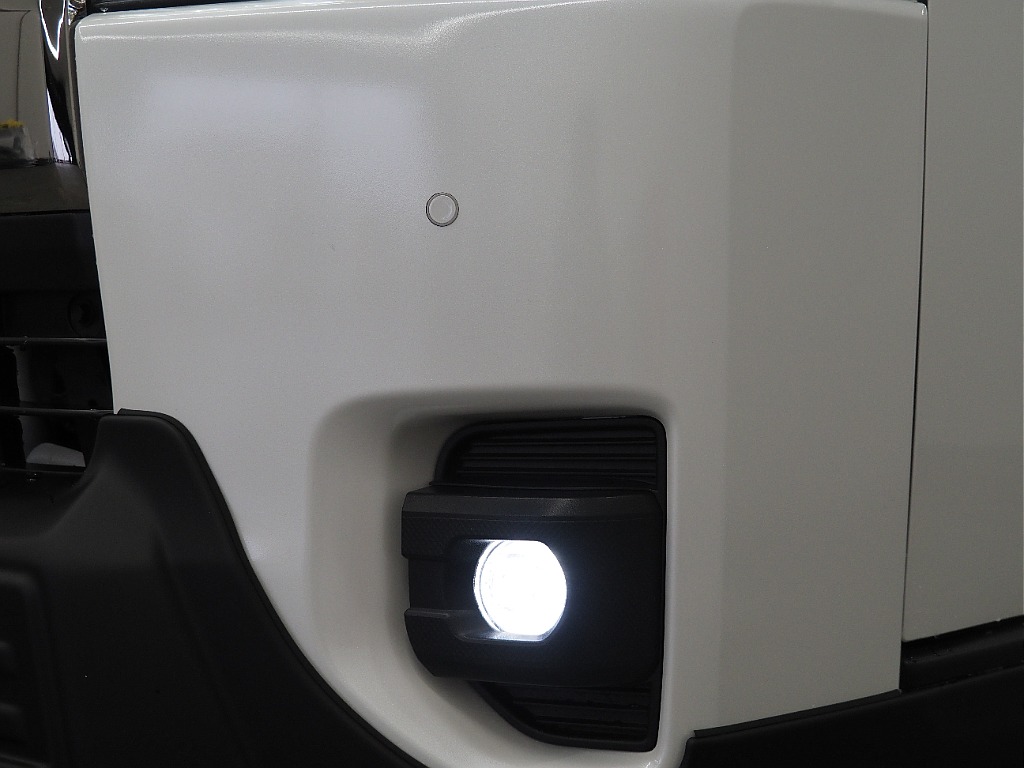 【R6年ハイエースVダークプライムⅡディーゼル４WD・パナ１０インチナビ】両側パワスラ・サイドバー【全国納車可能】