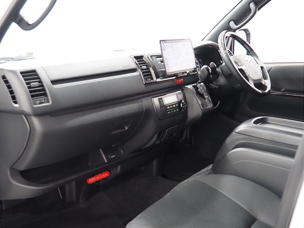 【R6年ハイエースVダークプライムⅡディーゼル４WD・パナ１０インチナビ】両側パワスラ・サイドバー【全国納車可能】