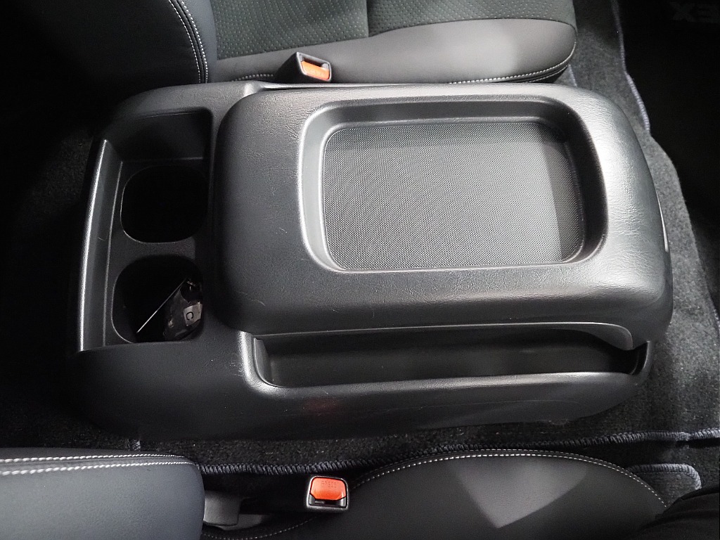 【R6年ハイエースVダークプライムⅡディーゼル４WD・パナ１０インチナビ】両側パワスラ・サイドバー【全国納車可能】