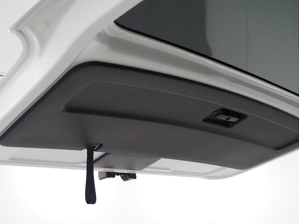 【R6年ハイエースVダークプライムⅡディーゼル４WD・パナ１０インチナビ】両側パワスラ・サイドバー【全国納車可能】