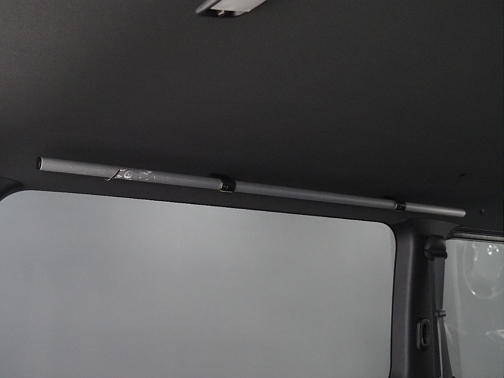 【R6年ハイエースVダークプライムⅡディーゼル４WD・パナ１０インチナビ】両側パワスラ・サイドバー【全国納車可能】