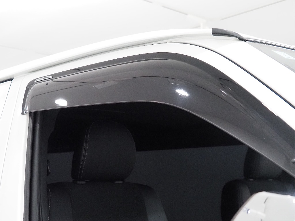 【R6年ハイエースVダークプライムⅡディーゼル４WD・パナ１０インチナビ】両側パワスラ・サイドバー【全国納車可能】