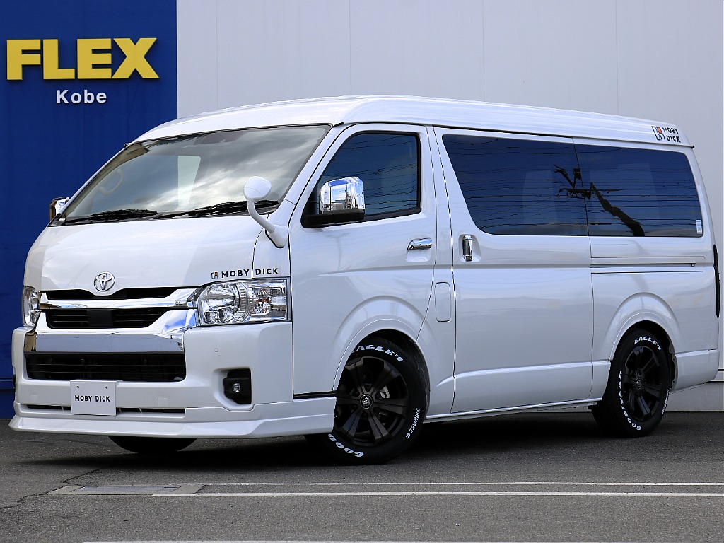 新車ハイエースWキャンピングカーORCAの入庫です