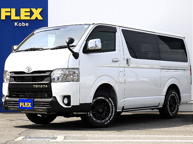 R3年ハイエースVダークプライムⅡディーゼル４WDカスタム車両の入庫