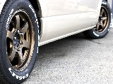 定番のナスカータイヤを装着