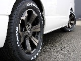 定番のナスカータイヤを装着