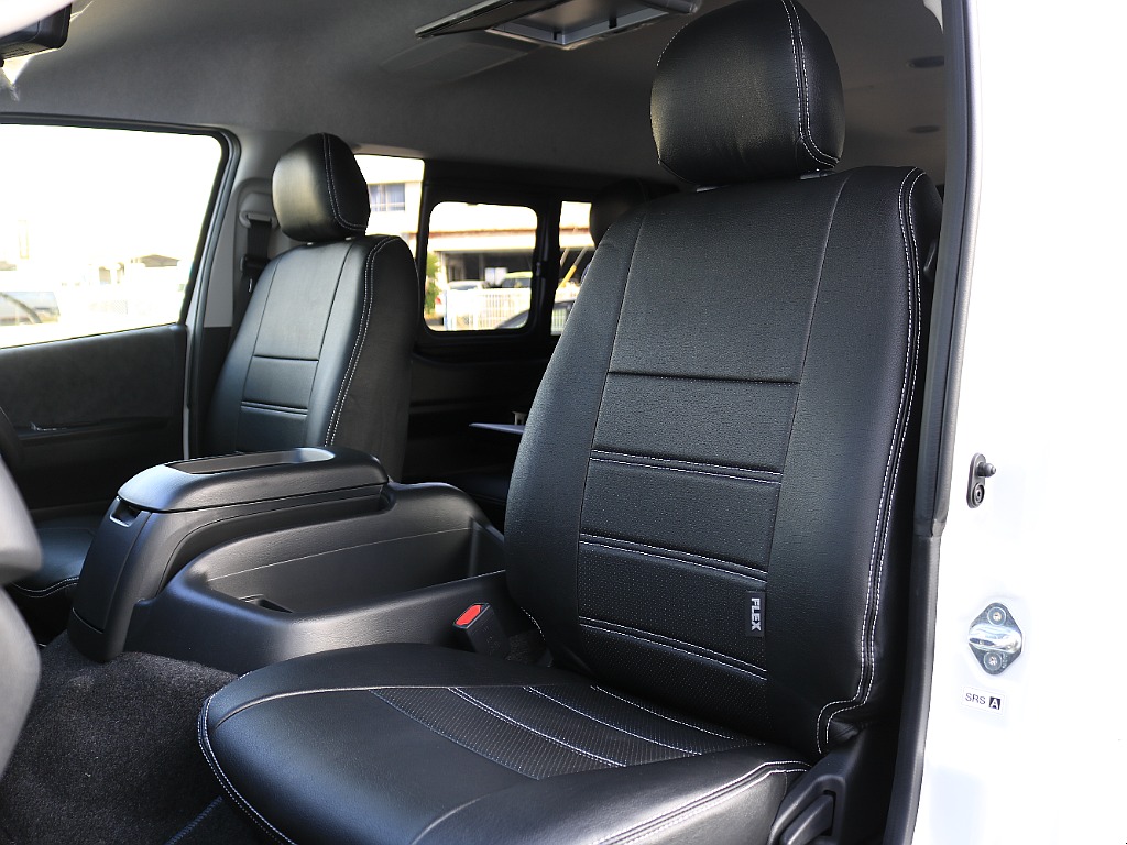 全席シートカバーを装着