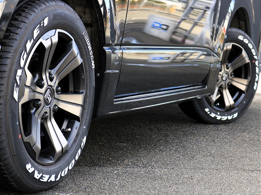 ナスカータイヤを装着