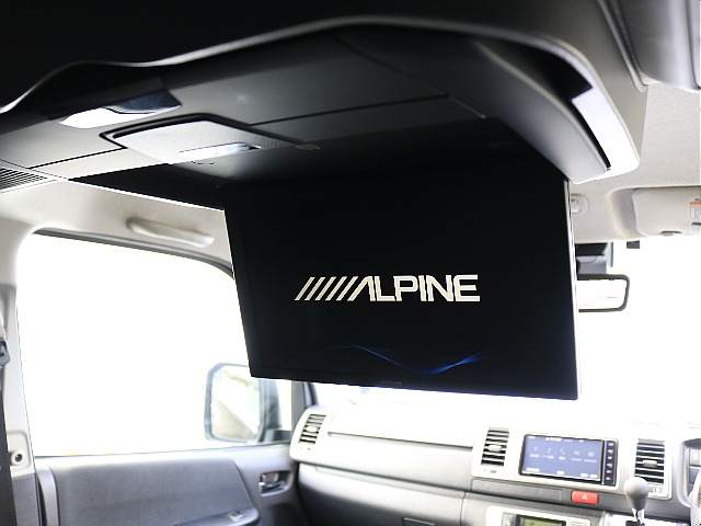 アルパイン製フリップダウンモニター