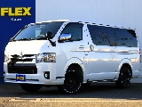 R1年ハイエースVダークプライムⅡディーゼル２WDカスタム車両の入庫