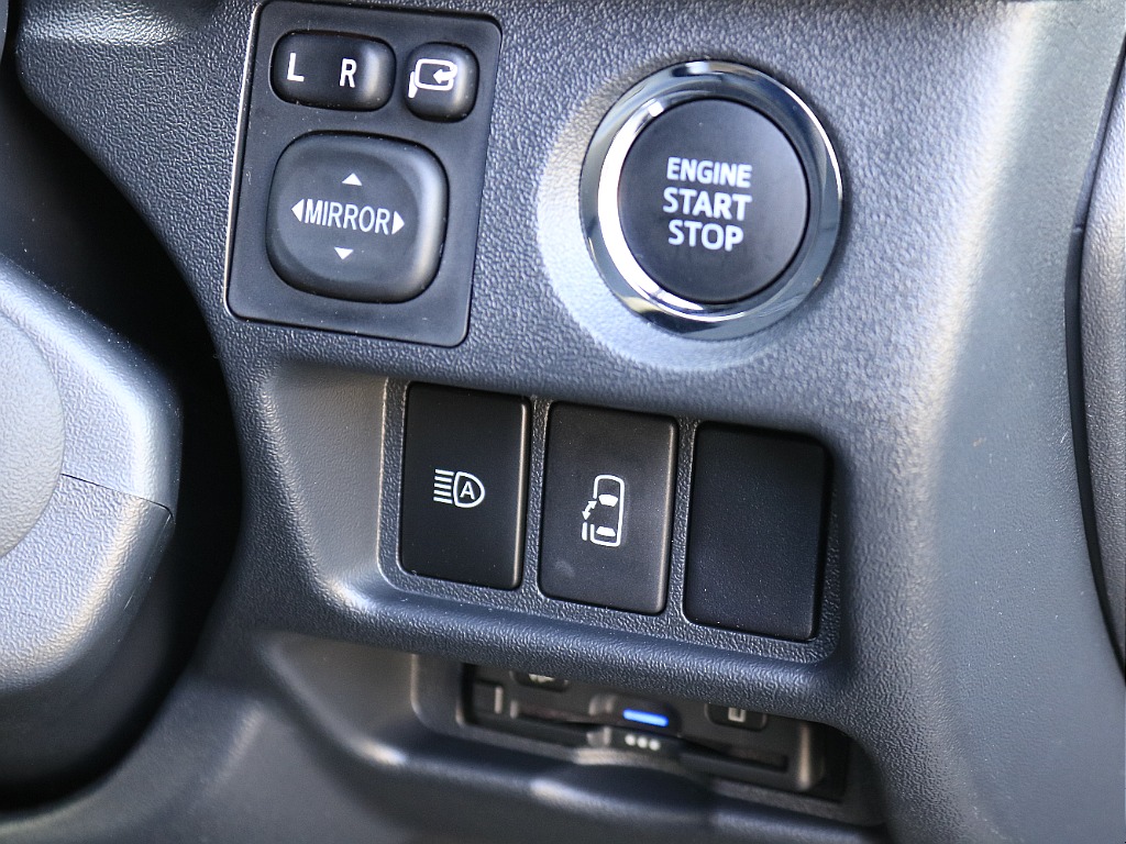 トヨタ ハイエース(7枚目)