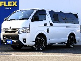 R4年ハイエースVダークプライムⅡディーゼル４WDカスタム車両の入庫