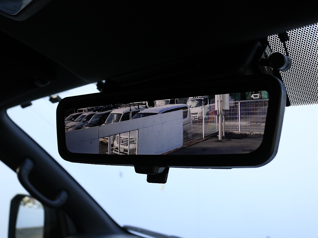 メーカーオプションデジタルインナーミラー