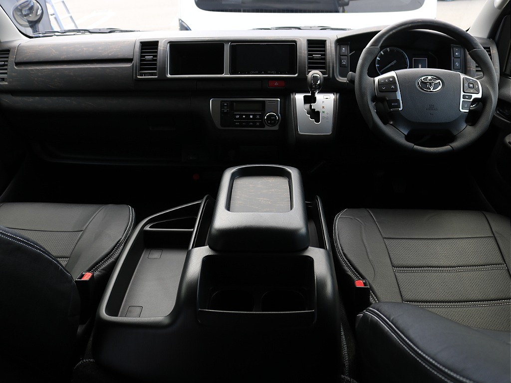 高級感のある内装に仕上がりました