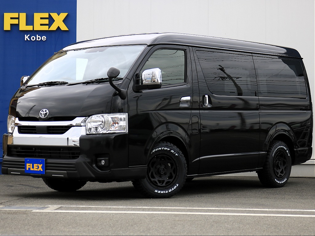 新車ハイエースワゴンGLガソリン２ＷＤカスタム車両の入庫