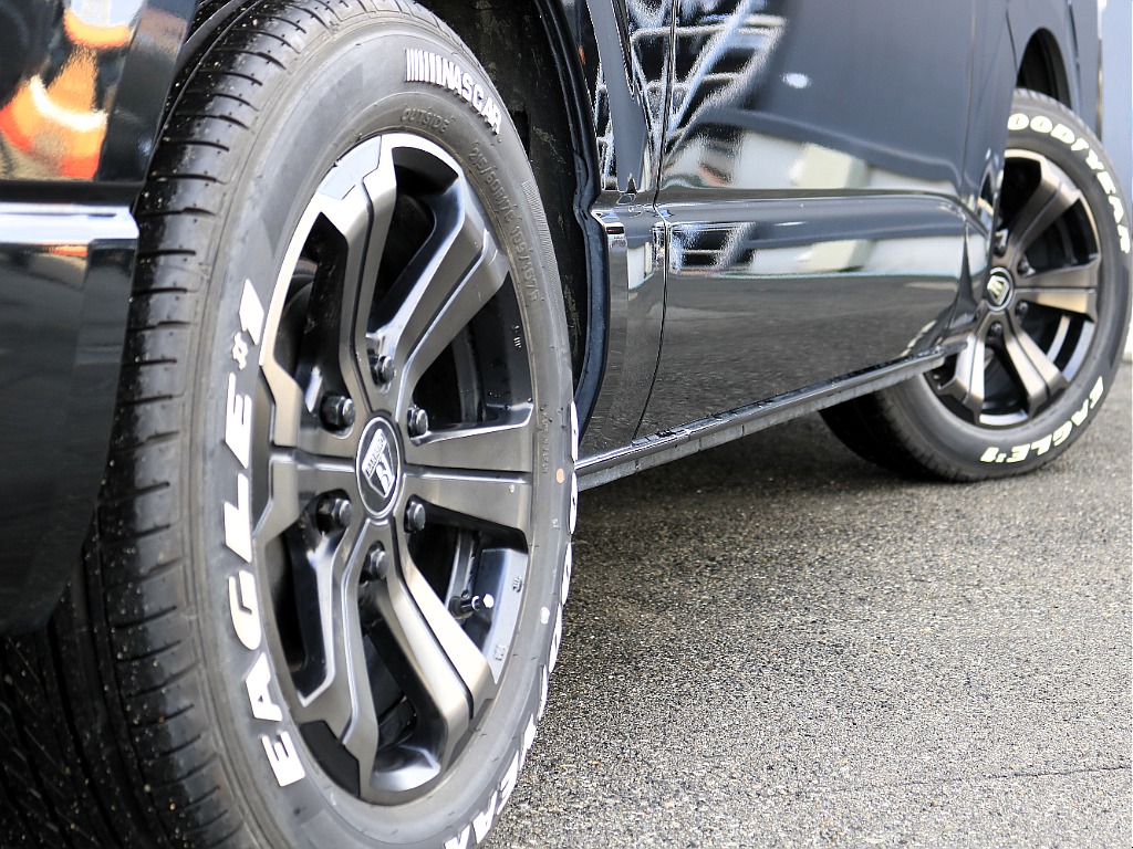 トヨタ ハイエースバン(14枚目)