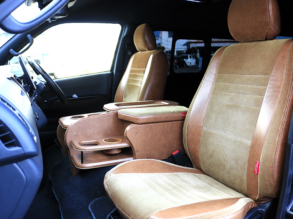 トヨタ ハイエースバン(17枚目)