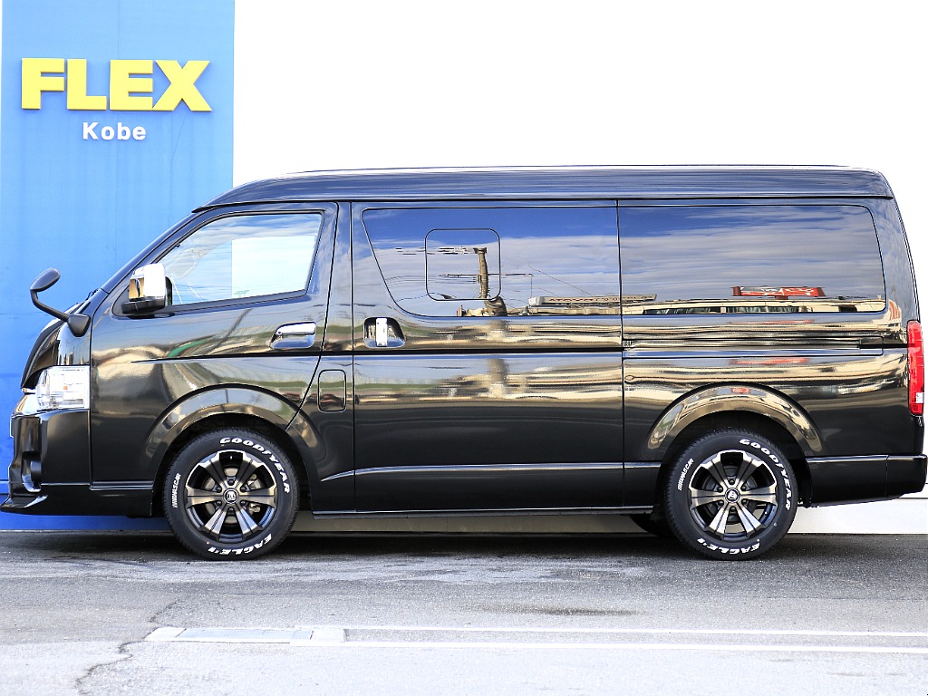 トヨタ ハイエースバン(8枚目)