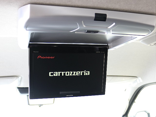 カロッツェリア製フリップダウンモニター