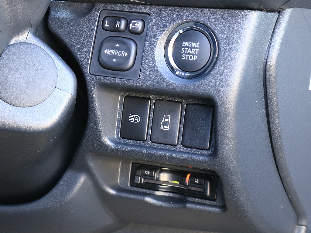 メーカーオプションパワースライドドア