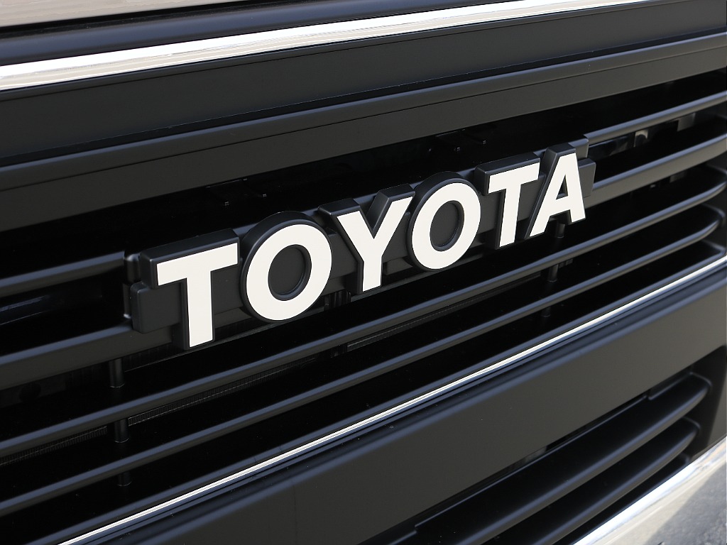 グリルも変更済み