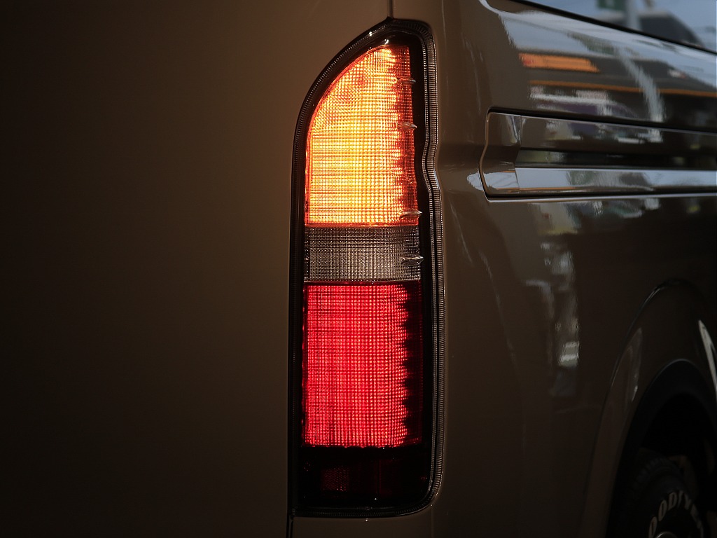 内外装、足回り、ナビと欲しい装備をパッケージングでコンプリートカスタム★もちろん追加カスタムもお任せください！どんなカスタムもお任せください！お客様のニーズに合わせたご提案をさせていただきます！